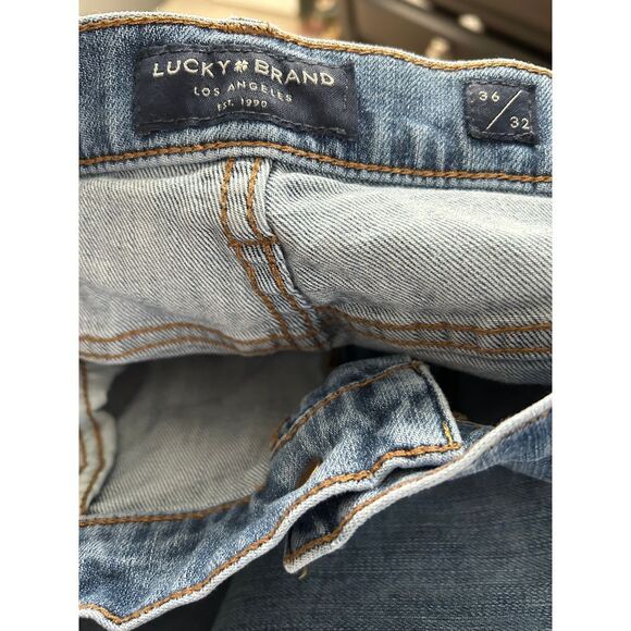 Lucky brand 363 Classic Medium Wash Straight Leg Denim Jeans - Picture 7 of 8